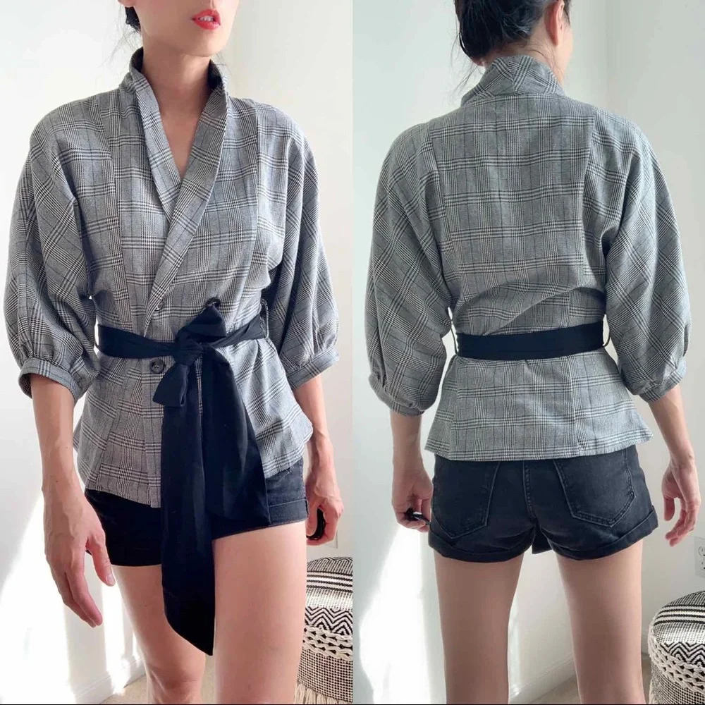 PLAID SLIM  BLAZER TOP - Picture 2 of 12